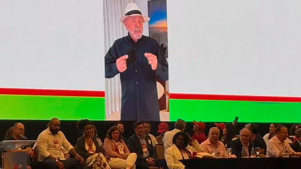 ‘Serei presidente outra vez’, afirma Lula na abertura do Congresso do PT