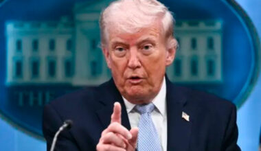 “Você é uma desgraça”: Trump ataca jornalista que lhe questionou sobre manifesto de atirador