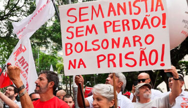 54% vê tentativa de beneficiar Bolsonaro em redução de penas do 8 de janeiro, aponta Quaest