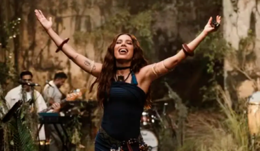 Anitta ataca “burrice” causada pelas redes sociais e lança “hino pelo fim da escala 6×1”