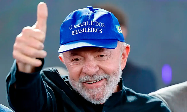 Aprovação do governo Lula vai de 43% a 46% e desaprovação cai a 49%, diz pesquisa Quaest