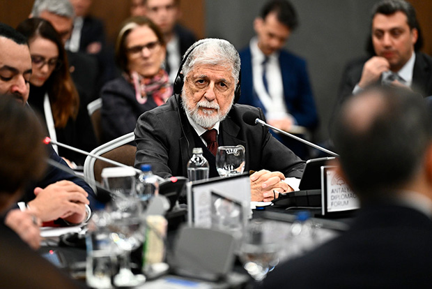 Celso Amorim reage à medida de Trump sobre PCC e CV: “Intervenção é inaceitável”