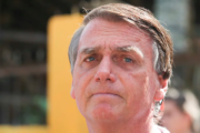Cirurgia no ombro de Bolsonaro é concluída sem intercorrências