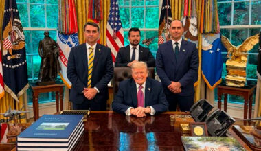 Governo divulgou nota oficial em resposta às movimentações de aliados de Bolsonaro nos EUA: “falsos patriotas”