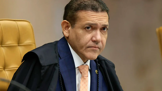 KKassio pede que PGR se manifeste em até 20 dias sobre revisão criminal de Bolsonaro