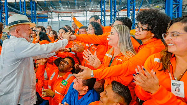 Lula avança contra na corrida eleitoral Flávio e vence em todos os cenários de 1° e 2° turno, diz Meio/Ideia