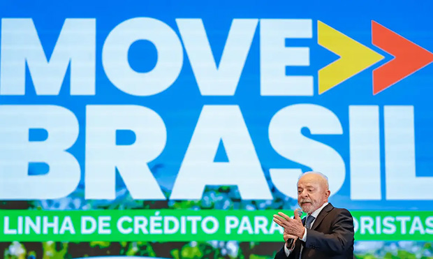 Lula cria programa de R$ 30 bi em crédito para motoristas de app e taxistas