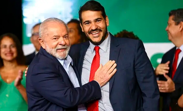 Lula diz a aliados que vai reenviar Messias para vaga no STF