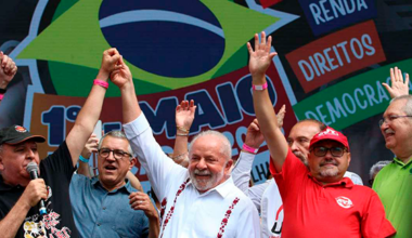 Lula lidera 1º e 2º turnos contra Flávio Bolsonaro após caso Dark Horse, diz AtlasIntel
