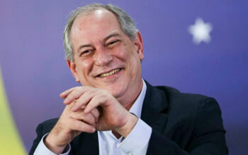 Michelle usa vídeo antigo de Ciro Gomes contra Bolsonaro e questiona direita: “E ainda há pessoas da ‘direita’ apoiando esse indivíduo”