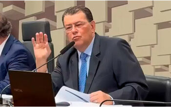 Moara Silva diz que Eduardo Braga usa a mentira como instrumento de trabalho e que usa nome de Marina Silva para lucrar eleitoralmente