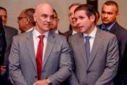 Moraes arquiva inquérito contra Motta por bagagens não fiscalizadas
