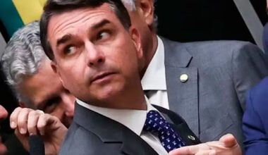Rejeição de Flávio Bolsonaro ultrapassa a de Lula, diz Datafolha