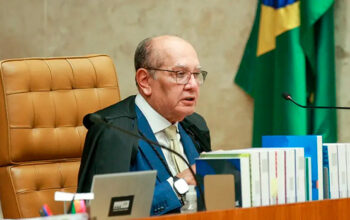 Gilmar suspende julgamento sobre prisão de pai e primo de Daniel Vorcaro no STF