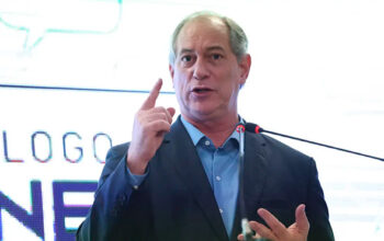 “Meus bolsonaristas são honrados”, diz Ciro Gomes ao rebater Camilo Santana