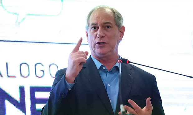 “Meus bolsonaristas são honrados”, diz Ciro Gomes ao rebater Camilo Santana
