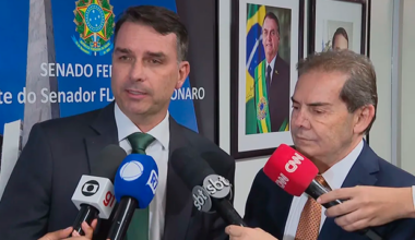 Relator da Dosimetria rebate ataques de Flávio sobre “jogo combinado” com Moraes