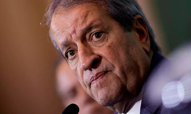 Valdemar diz que Flávio Bolsonaro foi à casa de Vorcaro para tentar conseguir o resto do dinheiro