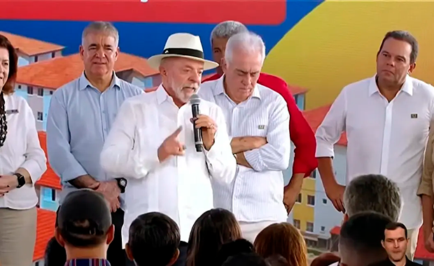 “Verdade tarda, mas não falha”, diz Lula sobre mensagens de Flávio e Vorcaro