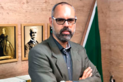 Allan dos Santos diz que CV planeja matar Flávio Bolsonaro