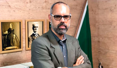 Allan dos Santos diz que CV planeja matar Flávio Bolsonaro