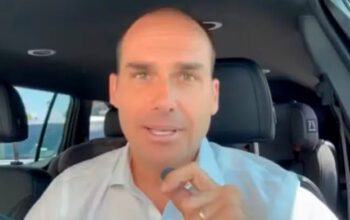 Após condenação, Eduardo pede em inglês a Trump por novas sanções contra Moraes