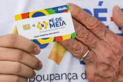 Após Pé-de-Meia, abandono escolar cai 34% e atinge menor nível desde 2007