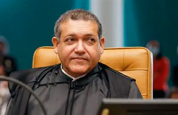 AtlasIntel rebate TSE sobre áudio de Flávio Bolsonaro em pesquisa censurada por Nunes Marques