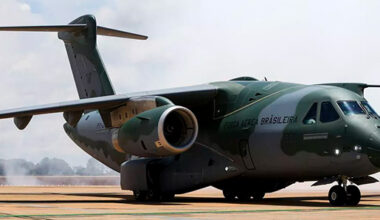 Brasil envia avião com equipes de busca à Venezuela
