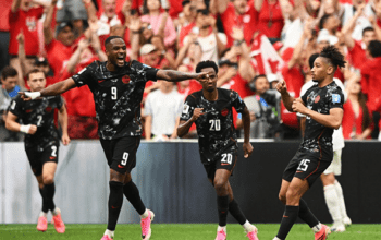 Canadá atropela Catar e vence pela primeira vez em uma Copa do Mundo