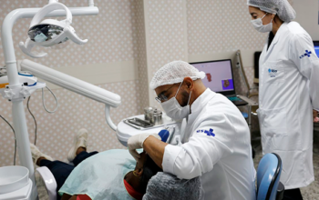 Comissão do Senado aprova novo piso salarial de médicos e dentistas