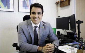 “Amanhã vence os boletos”, diz enteado de Jaques Wagner que cobrou dinheiro de gestor do Master, diz PF