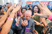 Evangélicos impulsionam alta de aprovação do governo Lula, diz Quaest