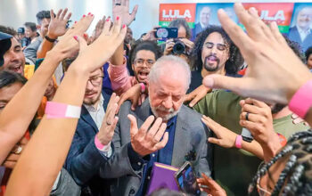 Evangélicos impulsionam alta de aprovação do governo Lula, diz Quaest