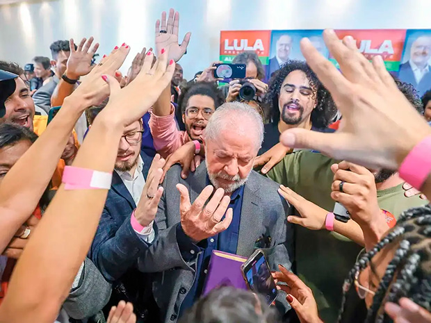 Evangélicos impulsionam alta de aprovação do governo Lula, diz Quaest
