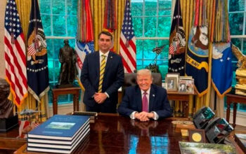 Flávio envia carta aos EUA e implorando para Trump desistir de tarifas