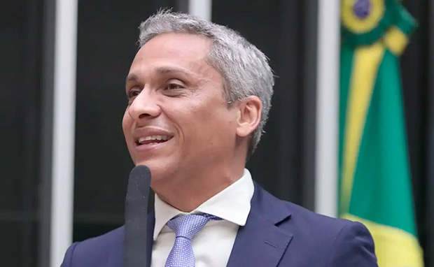 Gayer é condenado a pagar R$ 20 mil ao PT por vídeo falso sobre atentado a Bolsonaro