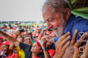 Lula abre 9 pontos sobre Flávio em cenários de 1º turno e vence todos no 2°, diz Nexus/BTG