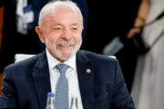 Lula exalta o Pix no G7: "inclusão e eficiência"