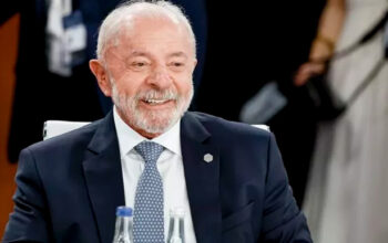 Lula exalta o Pix no G7: "inclusão e eficiência"