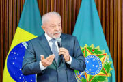 Lula presta solidariedade à Venezuela e convoca minuto de silêncio na Cúpula do Mercosul