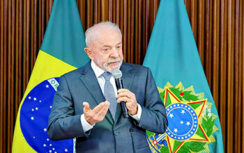 Lula presta solidariedade à Venezuela e convoca minuto de silêncio na Cúpula do Mercosul