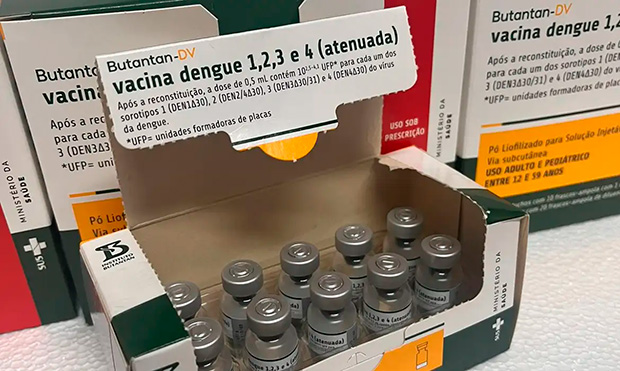Ministério da Saúde suspende aplicação da vacina do Butantan contra dengue