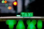 Motoristas de aplicativos e taxistas já podem pedir financiamento