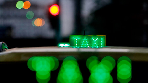 Motoristas de aplicativos e taxistas já podem pedir financiamento