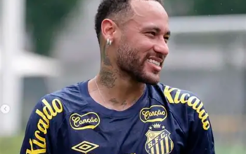 Neymar não viaja com a Seleção e está fora do jogo com o Haiti