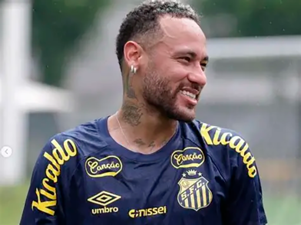 Neymar não viaja com a Seleção e está fora do jogo com o Haiti