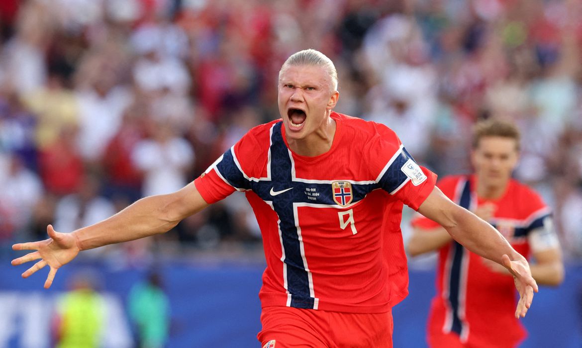 Noruega goleia Iraque por 4 x1 em retorno à Copa; Haaland marcou dois gols