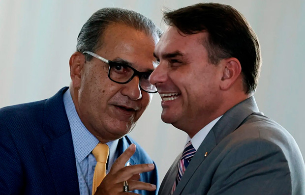 “Nunca fui próximo”: Malafaia abandona Flávio Bolsonaro de vez
