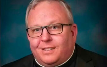 Padre desvia R$ 820 mil de paróquia para viagens de cruzeiros e é preso
